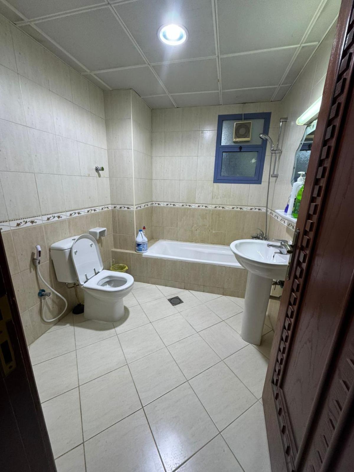 Shared Bathroom *