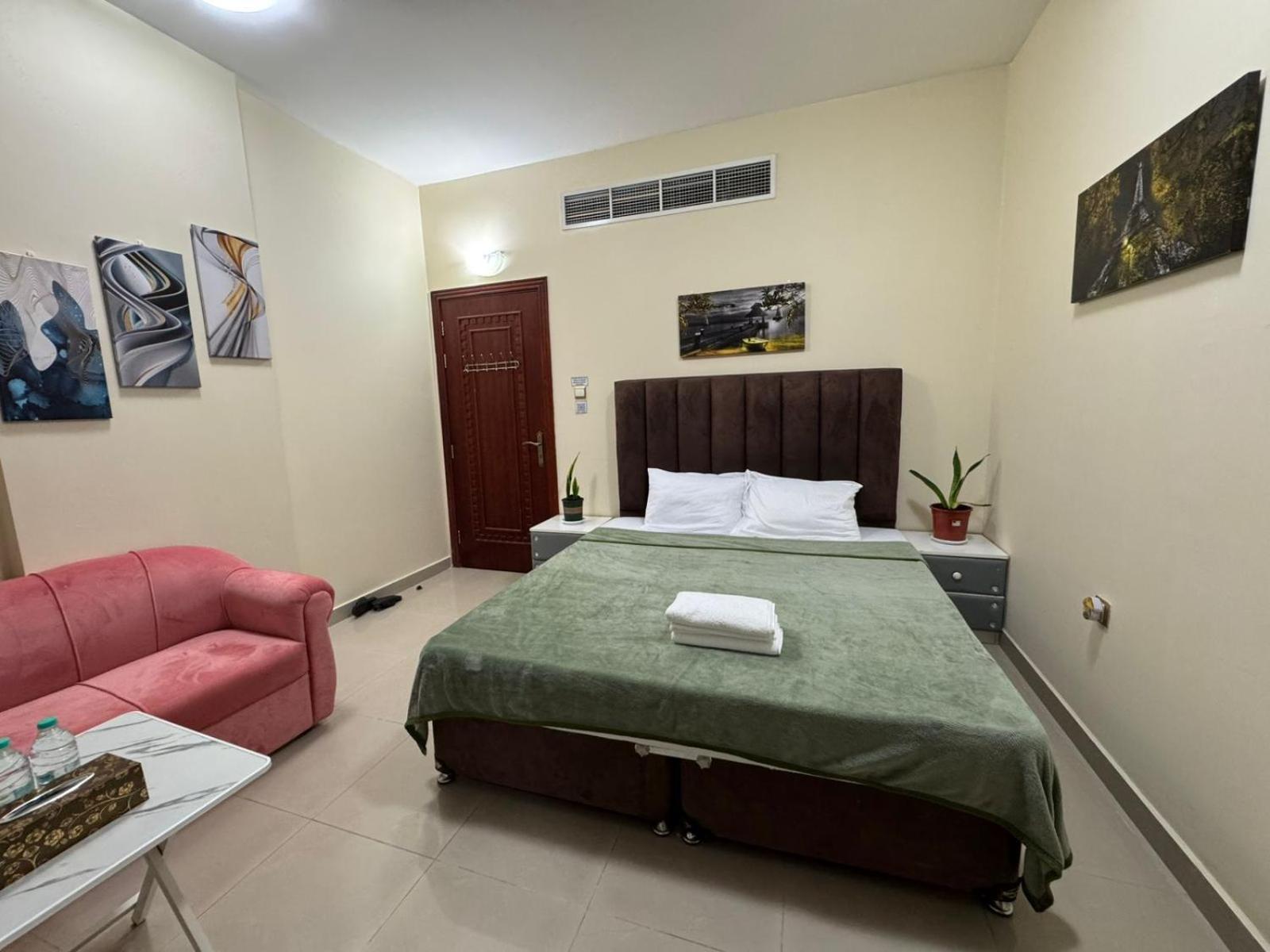 Homestay Shared Bathroom *
